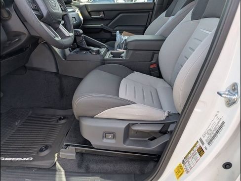 New 2025 Toyota Tacoma TRD Off-Road image 7