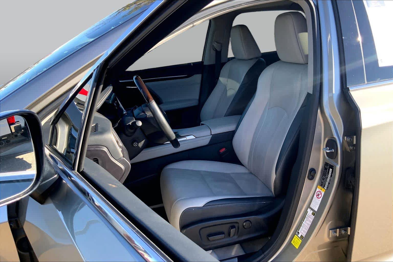 Used 2018 Lexus RX 350 AWD w/ Premium Package image 8