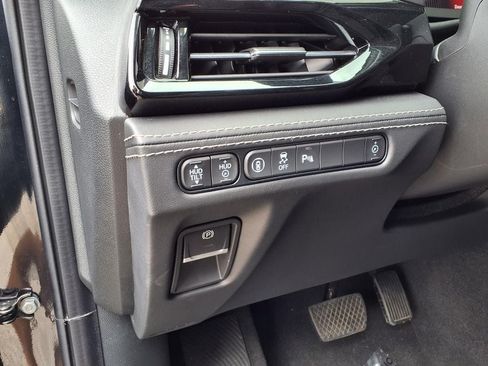Used 2025 Acura MDX SH-AWD w/ Advance Package image 11