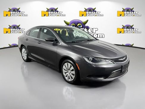 Used 2015 Chrysler 200 LX FWD image 3