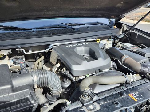 Used 2020 Chevrolet Colorado ZR2 image 13