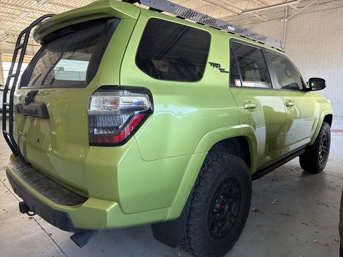 Used 2023 Toyota 4Runner TRD Off-Road Premium w/ Off Road Premium Plus Package image 6