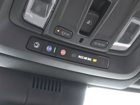 Used 2024 Chevrolet Silverado 1500 High Country w/ Technology Package image 24