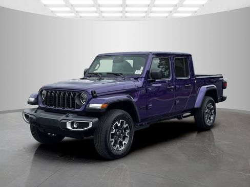 New 2026 Jeep Gladiator Sport AWD/4WD image 3