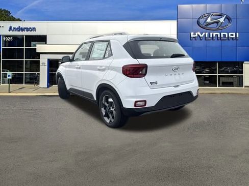 New 2026 Hyundai Venue SEL image 3