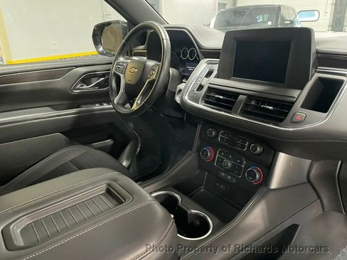 Used 2023 Chevrolet Suburban LS image 19