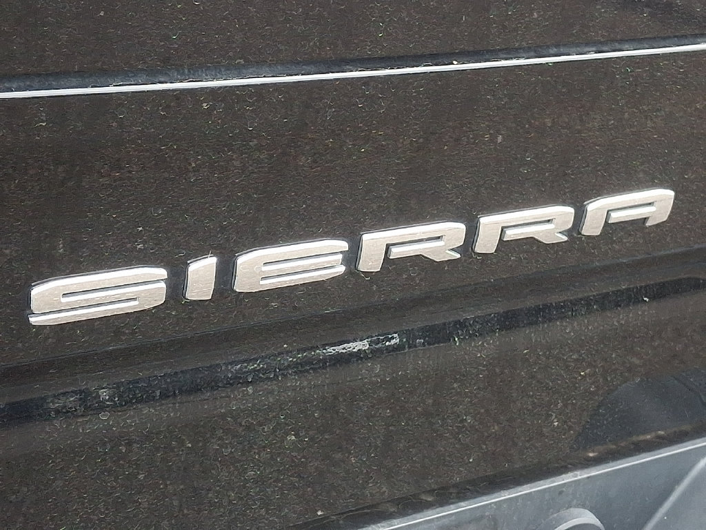 Used 2021 GMC Sierra 1500 AT4 w/ AT4 Premium Package AWD/4WD image 11