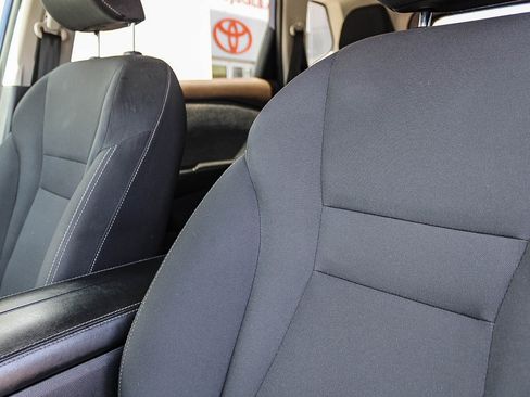 Used 2023 Nissan Rogue S FWD image 23