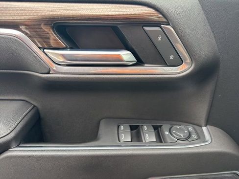 Used 2022 Chevrolet Silverado 1500 LT image 15