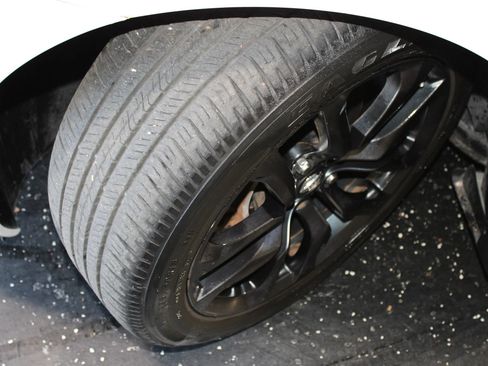 Used 2015 Nissan 370Z Coupe w/ Aerodynamics Package RWD image 28