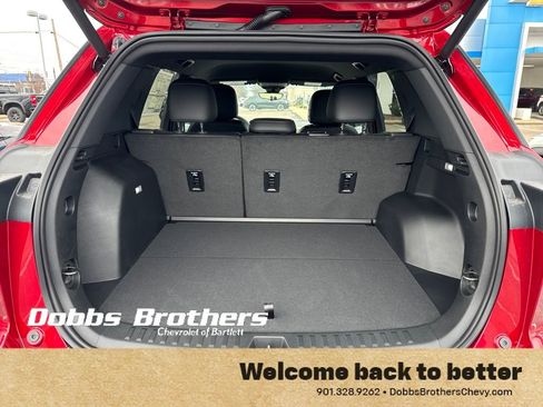 New 2026 Chevrolet Equinox ACTIV w/ Convenience Package III AWD/4WD image 34