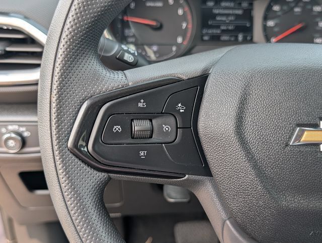 Used 2023 Chevrolet TrailBlazer LT FWD image 23