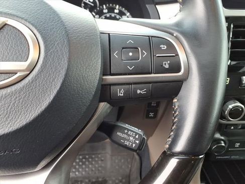 Used 2023 Lexus GX 460 Premium image 17