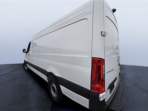 New 2025 Mercedes-Benz Sprinter 2500 image 2