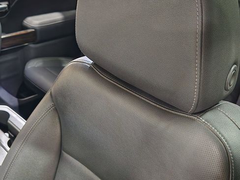 Used 2021 GMC Sierra 1500 SLT image 35