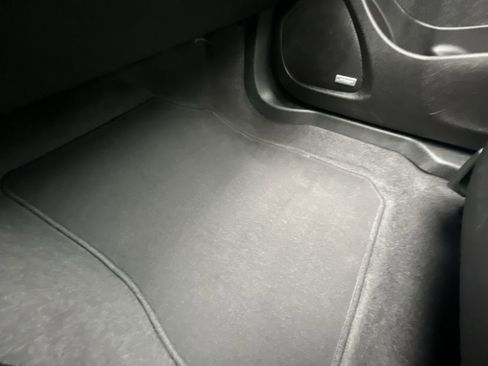 Used 2024 Chevrolet Malibu LT image 36