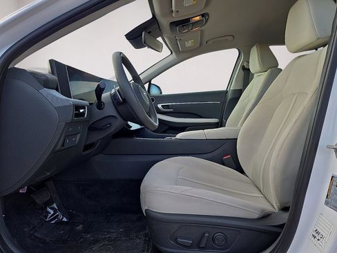 Used 2025 Hyundai Sonata SEL FWD image 21