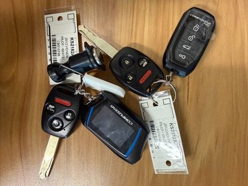 Used 2012 Honda Pilot EX-L image 4