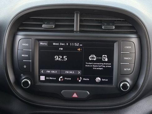 Used 2022 Kia Soul LX w/ Technology Package image 17
