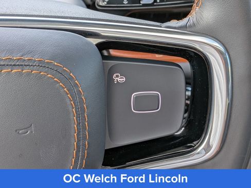 Certified 2025 Lincoln Navigator Black Label AWD/4WD image 32