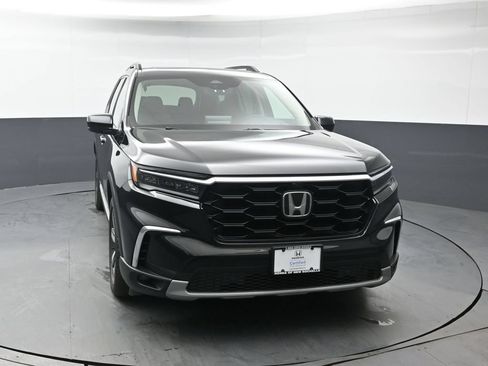 Used 2023 Honda Pilot Elite image 10