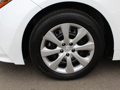 Certified 2026 Toyota Corolla LE FWD image 8
