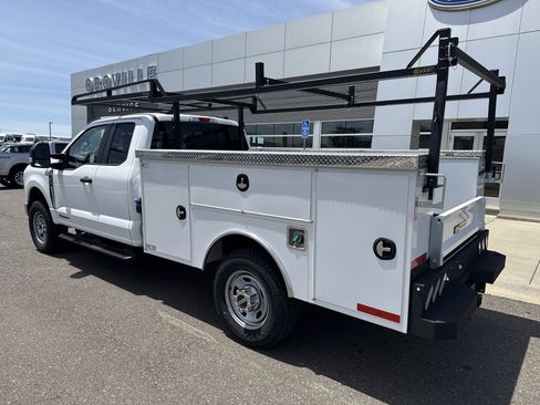 New 2026 Ford F350 XL w/ XL Chrome Package AWD/4WD image 4