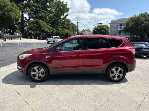 Used 2014 Ford Escape SE FWD image 4