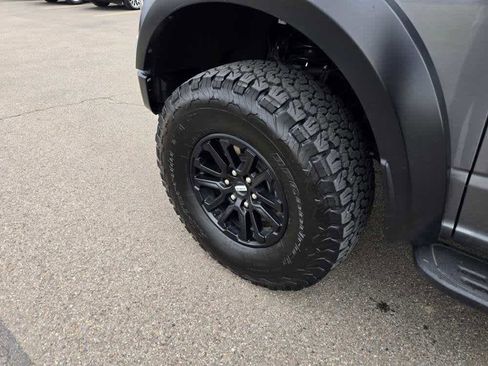 Used 2025 Ford F150 Raptor image 9