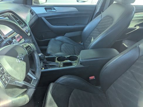 Used 2018 Hyundai Sonata Sport image 8