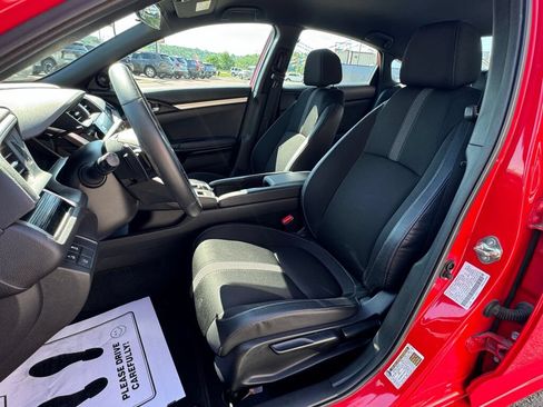 Used 2019 Honda Civic Sport image 14