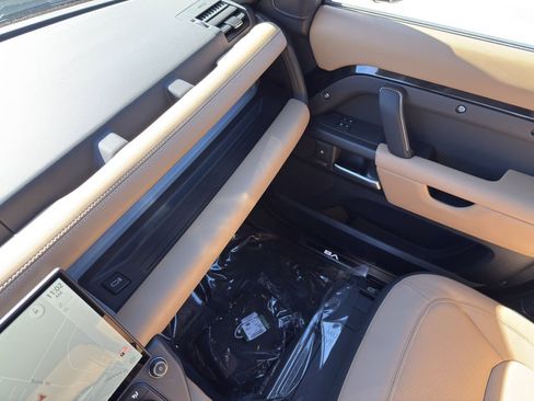 New 2026 Land Rover Defender 130 V8 image 27