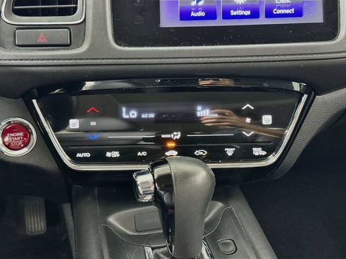 Used 2017 Honda HR-V EX-L image 16