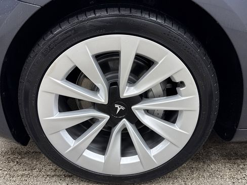 Used 2023 Tesla Model 3 Long Range image 2