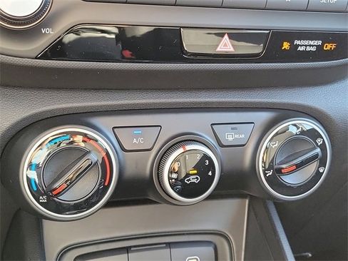 New 2026 Hyundai Venue SE image 10