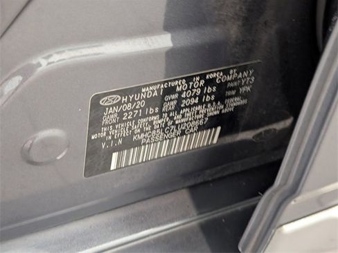 Used 2020 Hyundai Ioniq SEL image 19