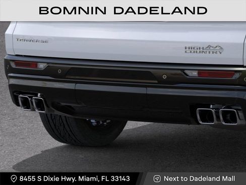 New 2026 Chevrolet Traverse High Country FWD image 14
