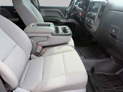 Used 2018 Chevrolet Silverado 1500 LT w/ All Star Edition AWD/4WD image 9