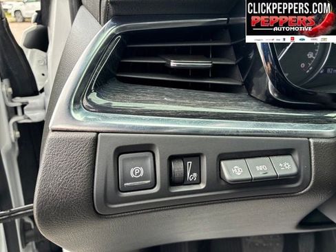 Used 2021 Cadillac XT5 Premium Luxury FWD image 13