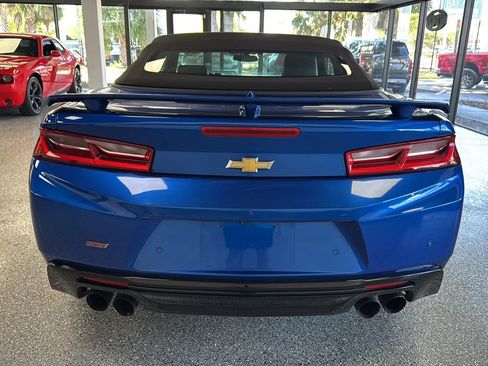 Used 2018 Chevrolet Camaro SS RWD image 6