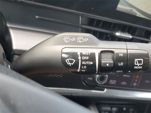 Certified 2023 Kia Sportage EX image 29
