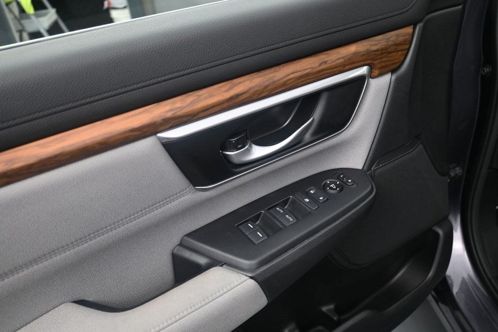 Used 2019 Honda CR-V EX image 18