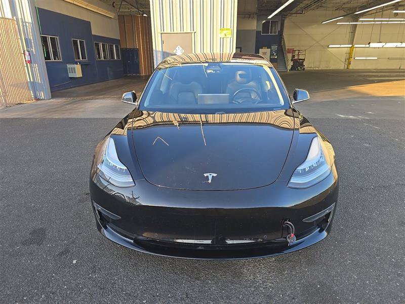 Used 2019 Tesla Model 3 Standard Range RWD image 3
