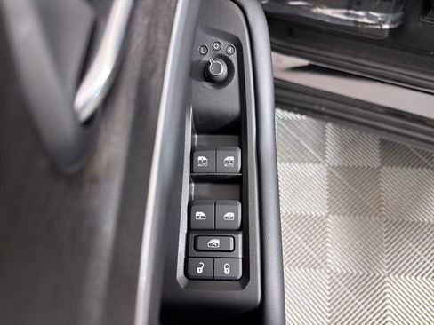 New 2026 Jeep Grand Cherokee Altitude image 26