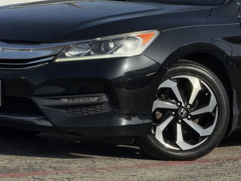 Used 2017 Honda Accord EX-L image 8