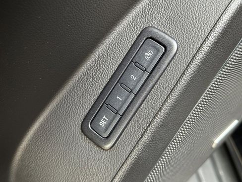 Used 2017 Chevrolet Tahoe LT image 29