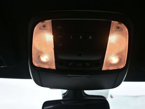 Used 2025 Dodge Durango R/T AWD/4WD image 24