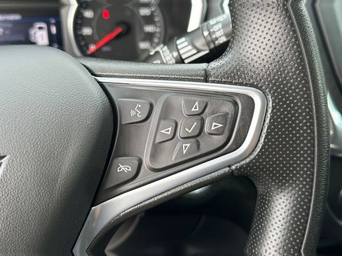 Used 2023 Chevrolet Equinox LT FWD image 28