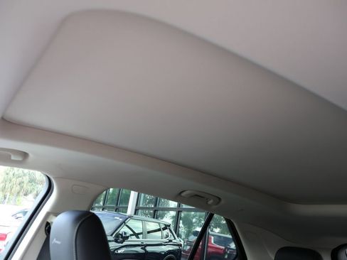 Used 2023 Buick Envision Avenir FWD image 23