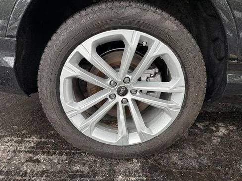 Used 2025 Audi Q7 3.0T Premium Plus AWD/4WD image 15